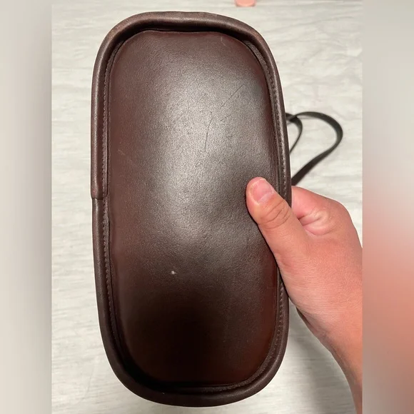 VINTAGE COACH TRIBECA SHOULDER BAG IN MAHOGANY - Picture 14 of 16